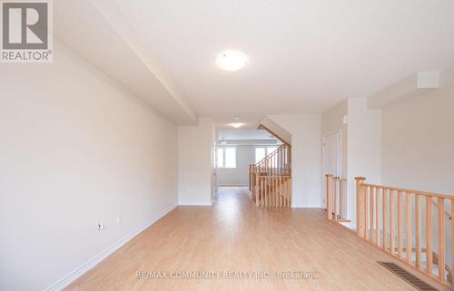 135 Senay Circle, Clarington, ON - Indoor Photo Showing Other Room