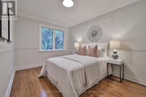 261 Zelda Crescent, Richmond Hill, ON - Indoor Photo Showing Bedroom