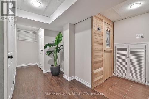 261 Zelda Crescent, Richmond Hill, ON - Indoor Photo Showing Other Room