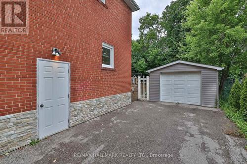 261 Zelda Crescent, Richmond Hill, ON - Outdoor With Exterior