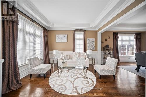 103 Wigston Place, Vaughan, ON - Indoor Photo Showing Living Room