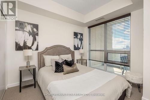 426 - 52 Forest Manor Road, Toronto, ON - Indoor Photo Showing Bedroom