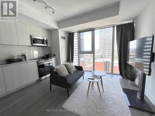 2101 - 357 King Street W, Toronto, ON - Indoor Photo Showing Kitchen