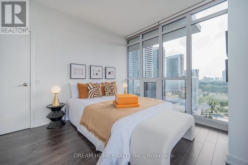 2017 - 121 Mcmahon Drive, Toronto, ON - Indoor Photo Showing Bedroom