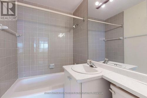 201 - 160 The Donway West, Toronto, ON - Indoor Photo Showing Bathroom