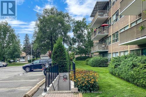 201 - 160 The Donway West, Toronto, ON - Outdoor