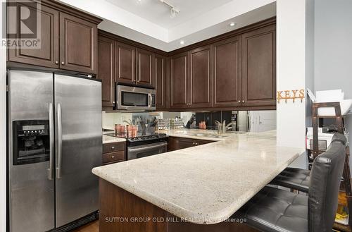 229 - 628 Fleet Street, Toronto, ON - Indoor Photo Showing Kitchen