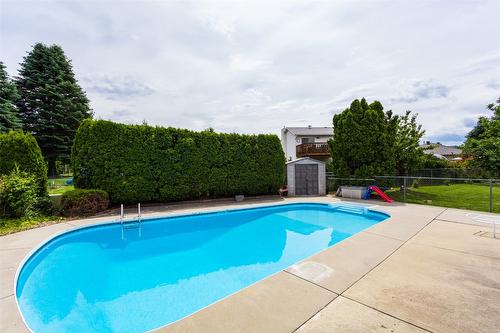 465 O'Keefe Court, Kelowna, BC - Outdoor With In Ground Pool