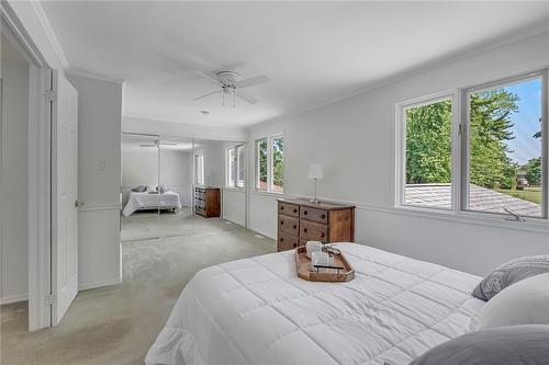3189 Lansdown Drive, Burlington, ON - Indoor Photo Showing Bedroom