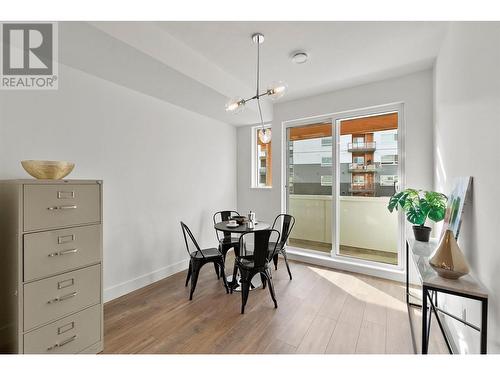 720 Valley Road Unit# 47, Kelowna, BC - Indoor Photo Showing Dining Room