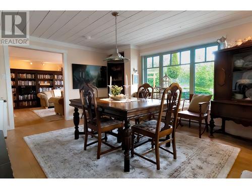 829 Prince George Pulpmill Road, Prince George, BC - Indoor Photo Showing Dining Room