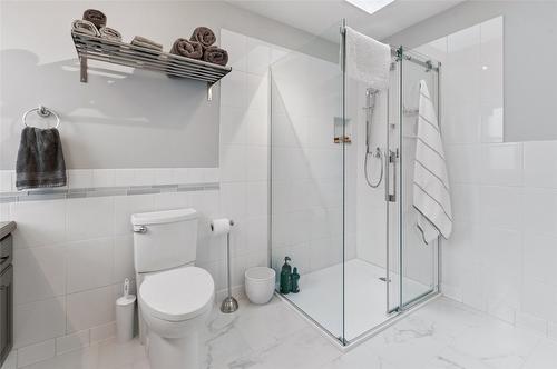 2675 Winifred Road, Naramata, BC - Indoor Photo Showing Bathroom