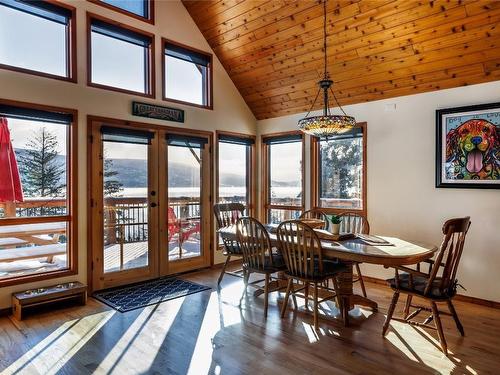 9434 Hodges Road, Vernon, BC - Indoor Photo Showing Dining Room