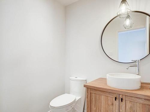 Salle d'eau - 48-815 Rue Jean-Deslauriers, Boucherville, QC - Indoor Photo Showing Bathroom