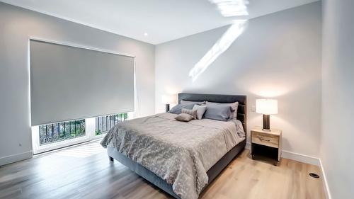 110 Eastside Road, Okanagan Falls, BC - Indoor Photo Showing Bedroom