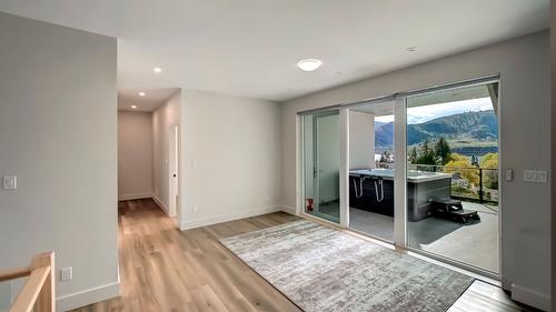 110 Eastside Road, Okanagan Falls, BC - Indoor Photo Showing Bedroom