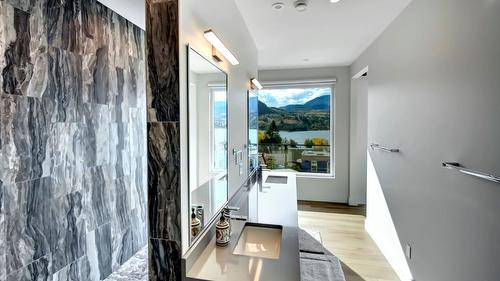 110 Eastside Road, Okanagan Falls, BC - Indoor