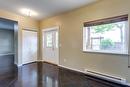 860 Glenwood Avenue, Kelowna, BC  - Indoor Photo Showing Kitchen 