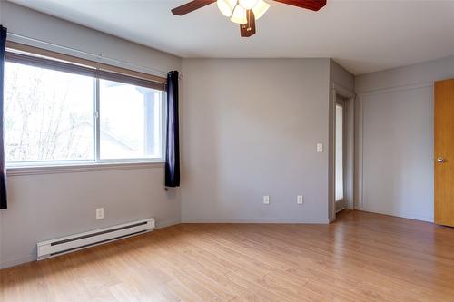 860 Glenwood Avenue, Kelowna, BC - Indoor Photo Showing Other Room