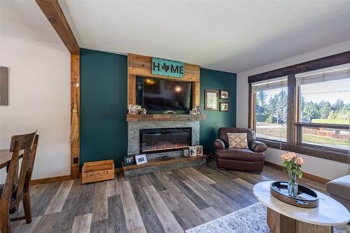 3354 Sidney Crescent, Armstrong, BC - Indoor Photo Showing Living Room With Fireplace