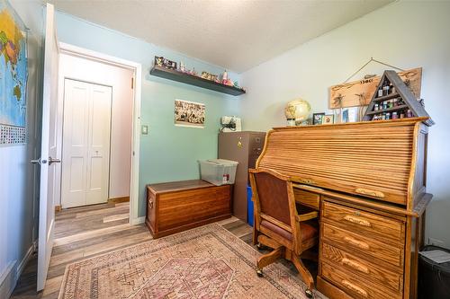 3354 Sidney Crescent, Armstrong, BC - Indoor Photo Showing Other Room