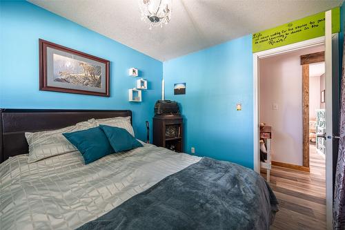 3354 Sidney Crescent, Armstrong, BC - Indoor Photo Showing Bedroom