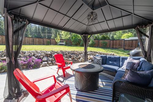 3354 Sidney Crescent, Armstrong, BC - Outdoor With Deck Patio Veranda