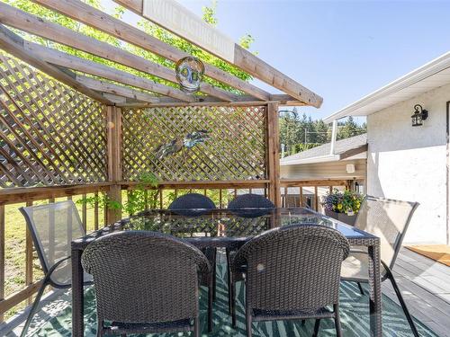 3354 Sidney Crescent, Armstrong, BC - Outdoor With Exterior