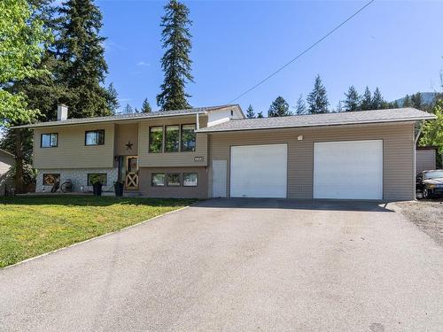 3354 Sidney Crescent, Armstrong, BC - Outdoor With Facade