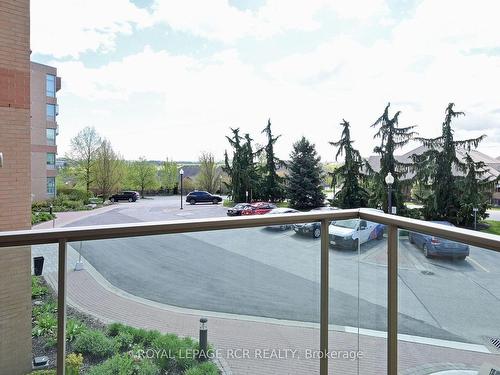 212-4 Briar Hill Hts, New Tecumseth, ON - Outdoor With Balcony