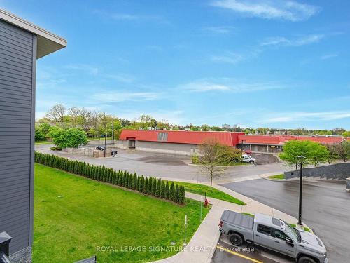 315-3170 Erin Mills Pkwy, Mississauga, ON - Outdoor With View