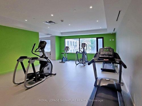 1006-55 Ontario St, Toronto, ON - Indoor Photo Showing Gym Room
