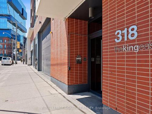 608-318 King St E, Toronto, ON - Outdoor With Exterior