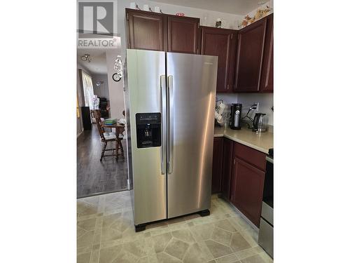 3788 Highland Drive, Prince George, BC - Indoor Photo Showing Kitchen