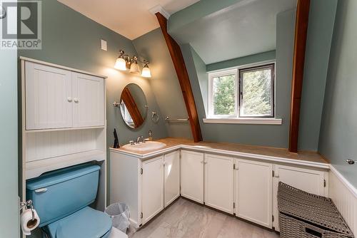 12065 Lower Mud River Road, Prince George, BC - Indoor Photo Showing Laundry Room