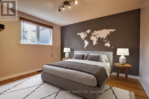 905 Carlaw Avenue, Toronto, ON - Indoor Photo Showing Bedroom