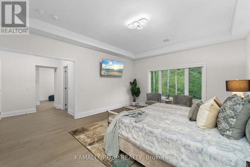 121 Milky Way Drive, Richmond Hill, ON - Indoor Photo Showing Bedroom