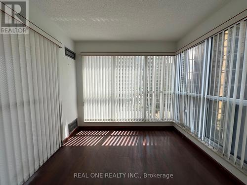 705 - 18 Hollywood Avenue, Toronto, ON - Indoor Photo Showing Other Room