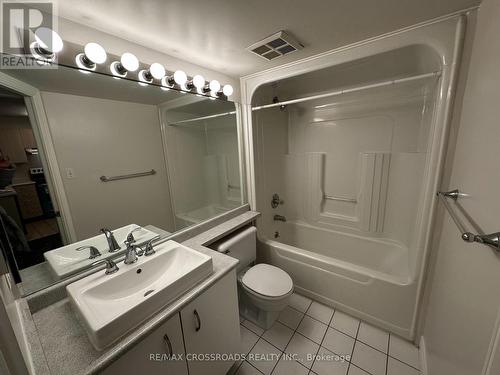 1003 - 105 Victoria Street, Toronto, ON - Indoor Photo Showing Bathroom