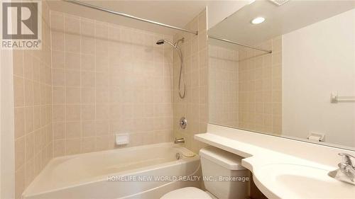 2309 - 763 Bay Street, Toronto, ON - Indoor Photo Showing Bathroom