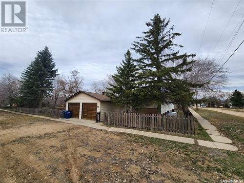 715 7Th Street, Chaplin, SK 