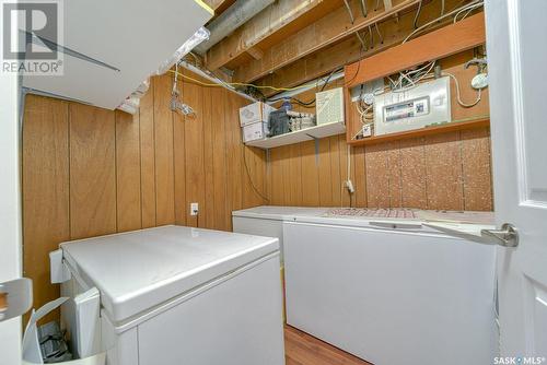 Deering Acreage, Chaplin, SK - Indoor Photo Showing Laundry Room