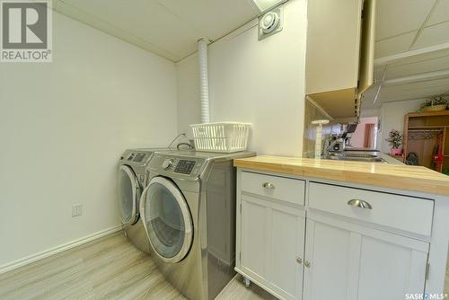 Deering Acreage, Chaplin, SK - Indoor Photo Showing Laundry Room