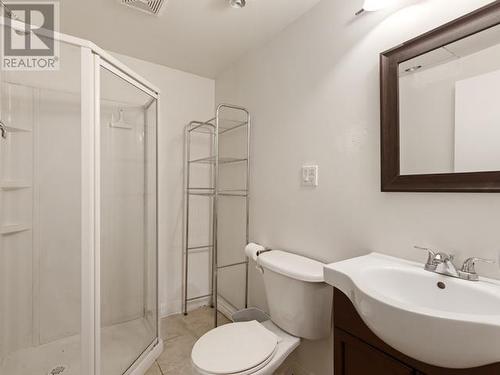11 Ketza Road, Whitehorse, YT - Indoor Photo Showing Bathroom