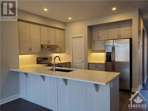 79 Longworth Avenue, Ottawa, ON - Indoor Photo Showing Kitchen With Stainless Steel Kitchen