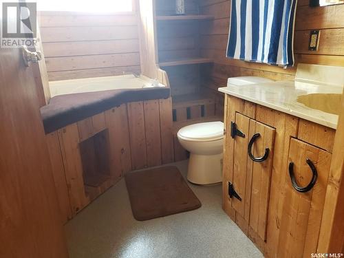 Bautista Acreage, Asquith, SK - Indoor Photo Showing Bathroom