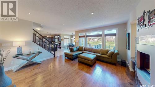 12119 Wascana Heights, Regina, SK - Indoor Photo Showing Living Room