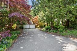 6779 DUFFERIN AVENUE  West Vancouver, BC V7W 2K3