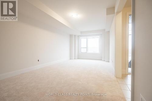3265 Sixth Line, Oakville, ON - Indoor Photo Showing Other Room
