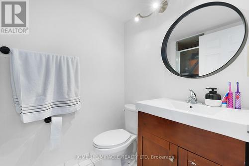 1110 - 285 Enfield Place N, Mississauga, ON - Indoor Photo Showing Bathroom